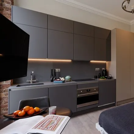Rent this studio apartment on Northumberland Mansions in Luxborough Street, London