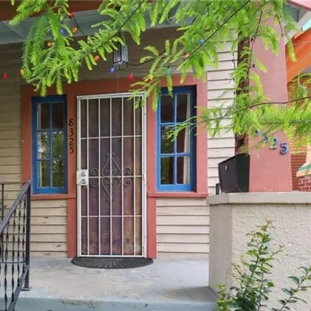Image 3 - 8327 Green Street, New Orleans, LA 70118, USA - House for sale