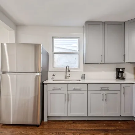 Rent this 2 bed apartment on 4851 West Ainslie Street in Chicago, IL 60630