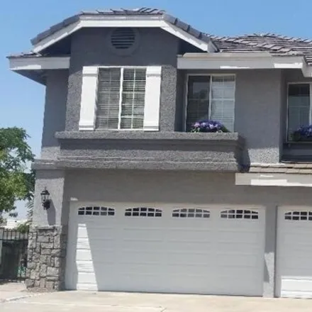 Rent this 4 bed house on 16334 Ridge View Drive in Apple Valley, CA 92307