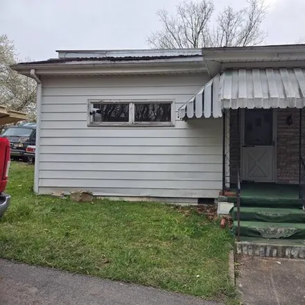 Buy this 3 bed house on 199 Adkins Street in Beckley, WV 25801