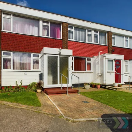 Buy this 3 bed house on Templewood Court in Hadleigh, SS7 2RH