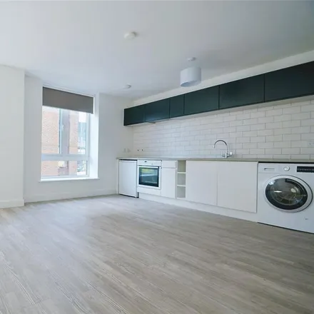 Rent this studio apartment on 15/17 Elmfield Road in London, BR1 1LT
