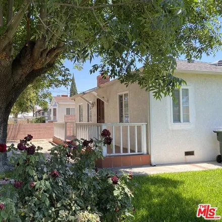 Buy this 3 bed house on Clora Place in Five Points, El Monte