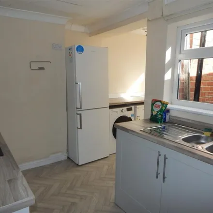 Image 8 - Camwal Terrace, Harrogate, HG1 4PZ, United Kingdom - Apartment for rent