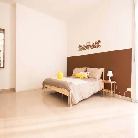Rent this 6 bed room on Via Angelo Fumagalli in 7, 20143 Milan MI