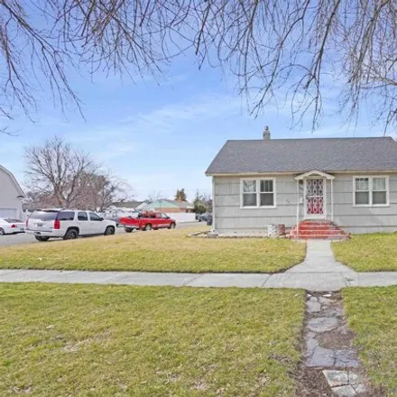 Buy this 3 bed house on 455 West 19th Street in Burley, ID 83318