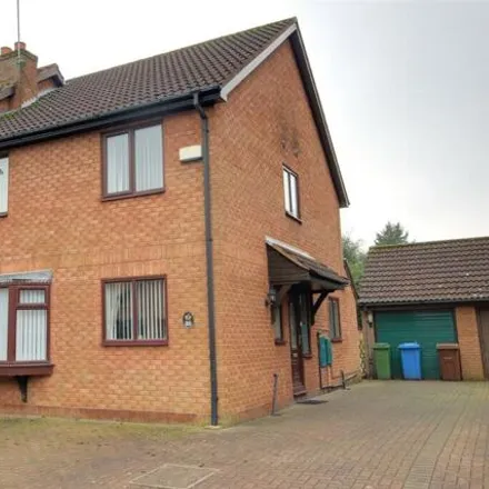 Buy this 3 bed duplex on Ferguson Road in Walkington, HU17 8SL