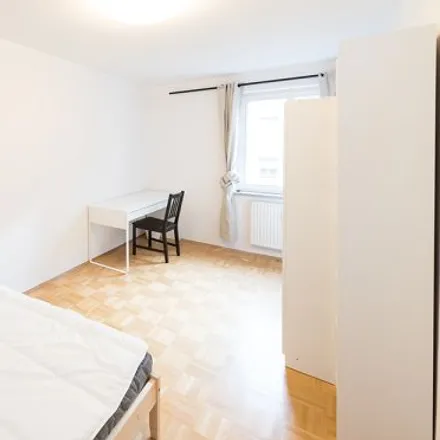 Rent this 3 bed room on Birkerstraße 32 in 80636 Munich, Germany
