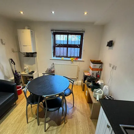 Rent this 3 bed apartment on 100 Belle Vue Road in Leeds, LS3 1DA