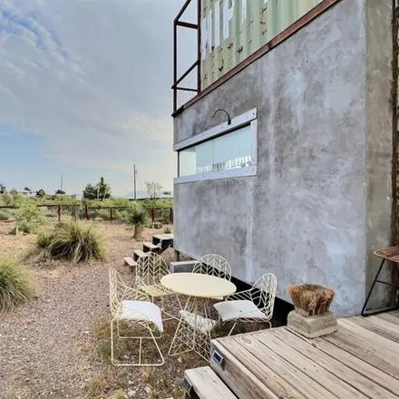 Image 6 - East Deleite Street, Marfa, TX 79843, USA - House for sale