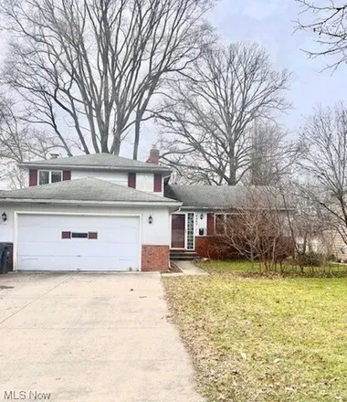 Rent this 3 bed house on 6524 Forest Glen Avenue in Solon, OH 44139