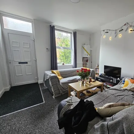 Rent this 3 bed townhouse on Royal Park Avenue in Leeds, LS6 1EZ