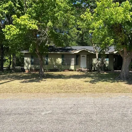 Rent this 3 bed house on 875 Athens Street in Canton, TX 75103