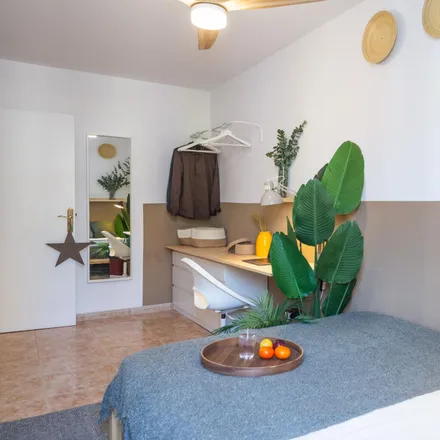 Rent this 5 bed room on Carrer de Pelai in 10, 08001 Barcelona