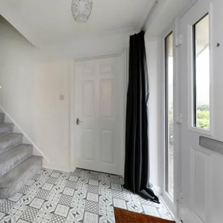 Image 3 - Kite Wood Road, Tylers Green, HP10 8HH, United Kingdom - House for sale