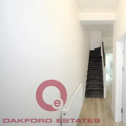 Image 9 - Clonmell Road, London, N17 6JT, United Kingdom - House for rent