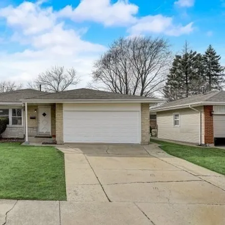 Buy this 3 bed house on 15718 Kenwood Avenue in South Holland, IL 60473