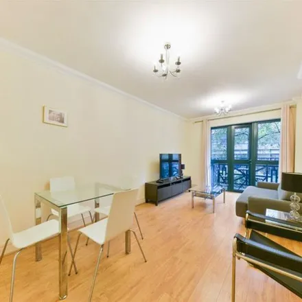 Rent this 2 bed apartment on Octavia House in Townmead Road, London