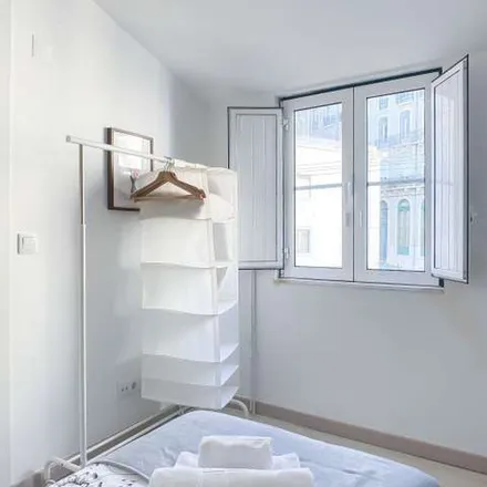 Rent this 1 bed apartment on Casa de Linhares (Casa de Fado) in Beco dos Armazéns do Linho, 1100-585 Lisbon