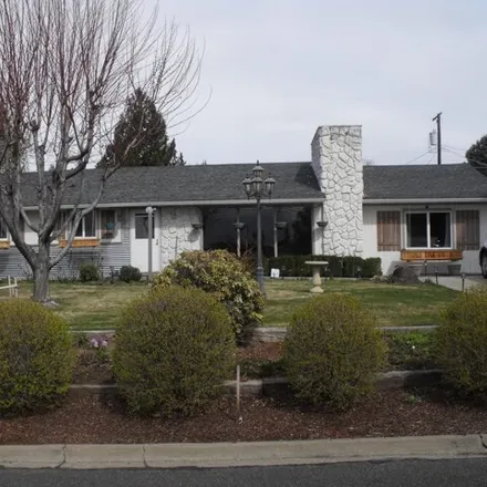 Buy this 3 bed house on 5365 Douglas Drive in Yakima, WA 98908