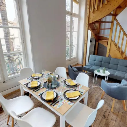 Rent this 4 bed apartment on Hôtel Lefèvre in Rue des Deux Ponts, 34062 Montpellier