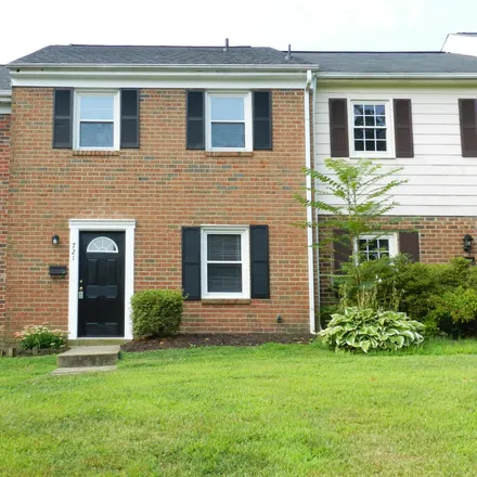 Rent this 3 bed townhouse on 757 Olde Greenwich Circle in Spotsylvania County, VA 22408
