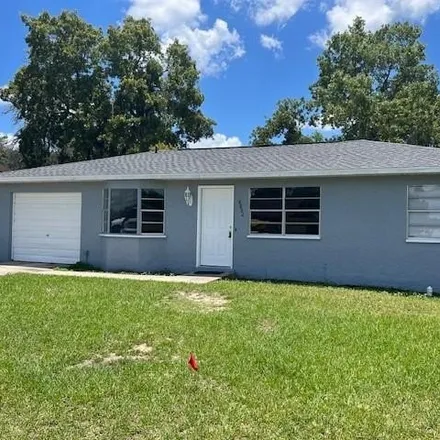Rent this 2 bed house on 8832 Se 87th Ter in Ocala, Florida