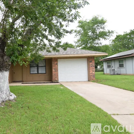 Rent this 3 bed house on 1101 E Avenue O