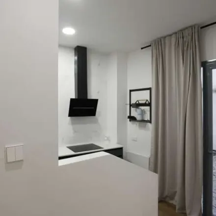 Image 8 - The Sherry Corner, Plaza de San Miguel, Puesto 24, 28005 Madrid, Spain - Apartment for rent