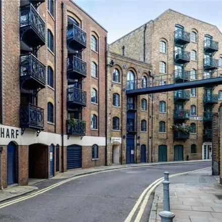 Buy this studio loft on Java Wharf in 16 Shad Thames, London