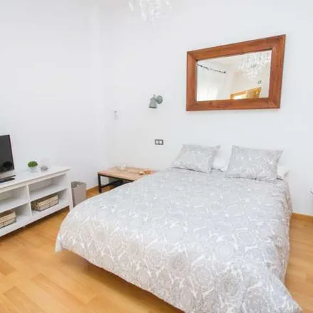 Rent this 1 bed apartment on Calle Peña in 26, 29012 Málaga