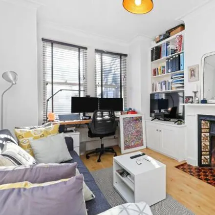 Image 7 - 23 Cumberland Road, London, W7 2ED, United Kingdom - Apartment for sale