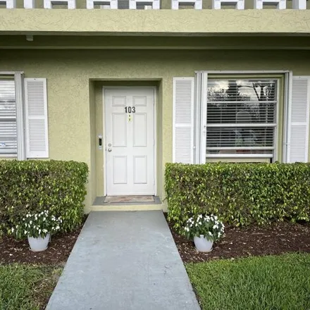 Rent this 2 bed condo on 2340 Del Aire Boulevard in Rainbow Homes, Delray Beach