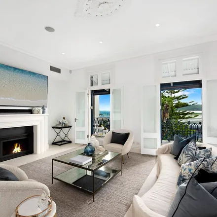 Rent this 3 bed apartment on 4 Pines Brewing Company in 29/43-45 East Esplanade, Sydney NSW 2095