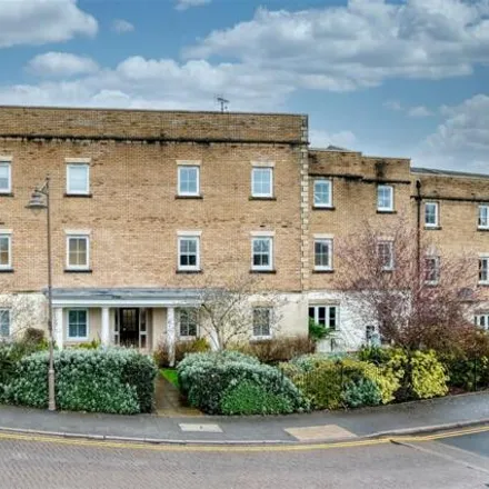 Buy this 2 bed apartment on Dickens Heath Rd / Calcutt Way in Dickens Heath Road, Dickens Heath