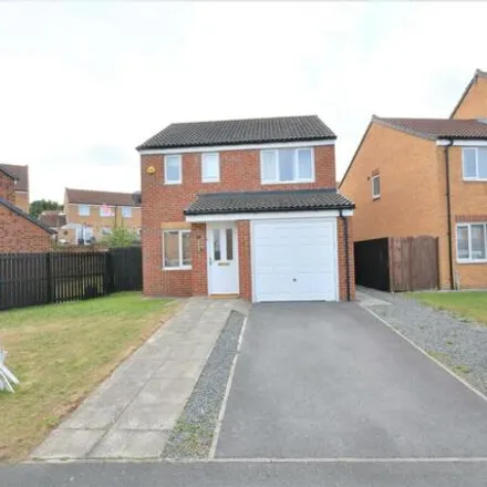 Rent this 3 bed house on Hutchinson Close in Coundon, DL14 8NY