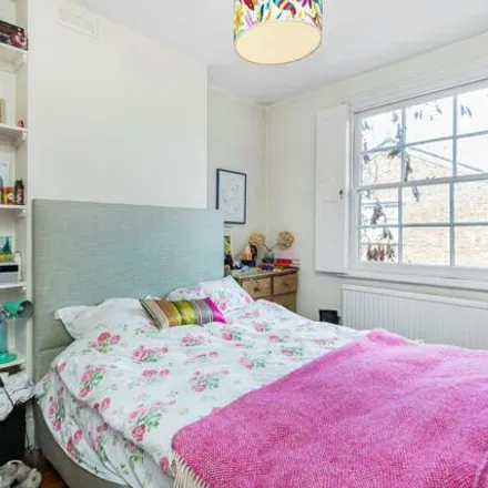 Image 7 - 97 Camberwell Grove, Denmark Hill, London, SE5 8QZ, United Kingdom - House for rent