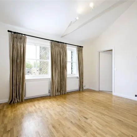 Image 6 - 18 Lowndes Square, London, SW1X 9HA, United Kingdom - Apartment for rent