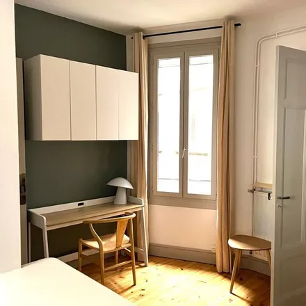 Rent this 2 bed apartment on 15 Rue de la Résistance in 42000 Saint-Étienne, France