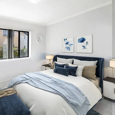 Rent this studio apartment on Southport QLD 4215