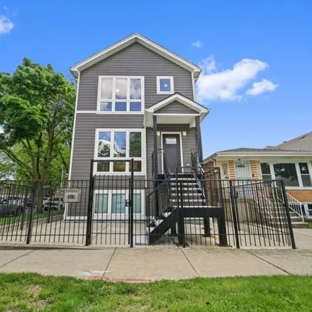 Buy this 3 bed house on 4901 W Deming Pl in Chicago, Illinois