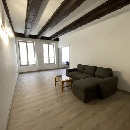 Image 3 - 18 Rue Saint-Vincent, 57000 Metz, France - Apartment for rent