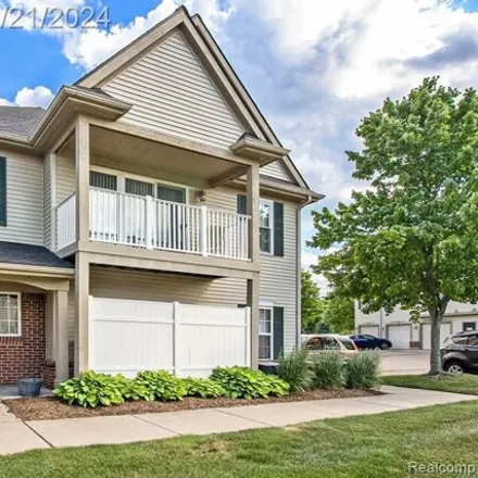 Buy this 2 bed condo on 4165 Kirkway Ct Unit 96 in Michigan, 48843
