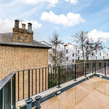 Image 2 - 29 Pottery Lane, London, W11 4LY, United Kingdom - House for rent