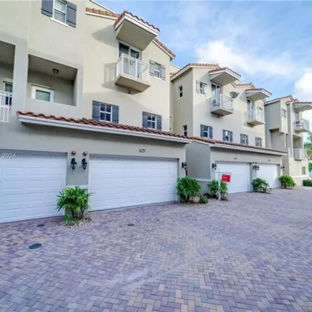 Image 2 - IHOP, 1241 Southeast 13th Street, Fort Lauderdale, FL 33316, USA - Townhouse for rent