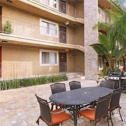 Image 4 - 3220 Altura Avenue, Unit 331 - Condo for rent