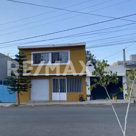Buy this 5 bed house on Calle Jacintos in 76805 San Juan del Río, QUE
