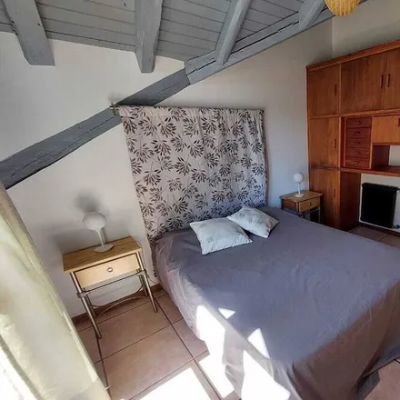 Rent this 4 bed house on Distrito Ciudad de Luján de Cuyo in Departamento Luján de Cuyo, Argentina