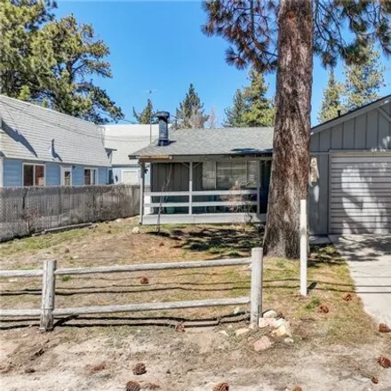 Image 8 - 739 Valley Boulevard, Big Bear City, CA 92314, USA - House for sale